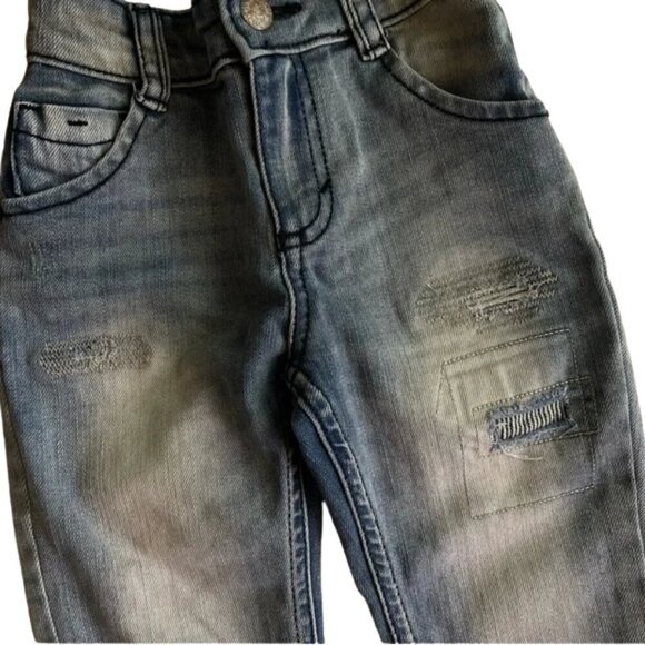 OshKosh B'Gosh Toddler Distressed Denim Jeans Size 18M - Picture 3 of 4